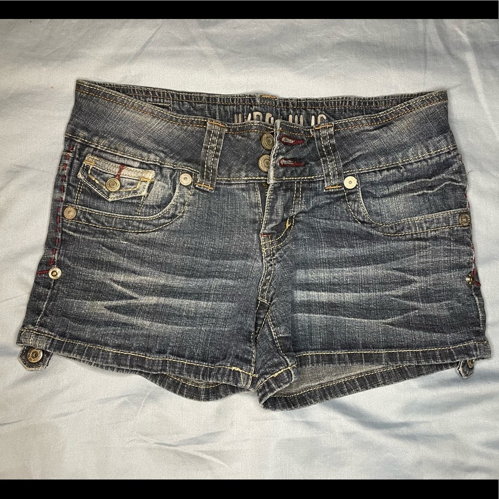 Hydraulic shorts